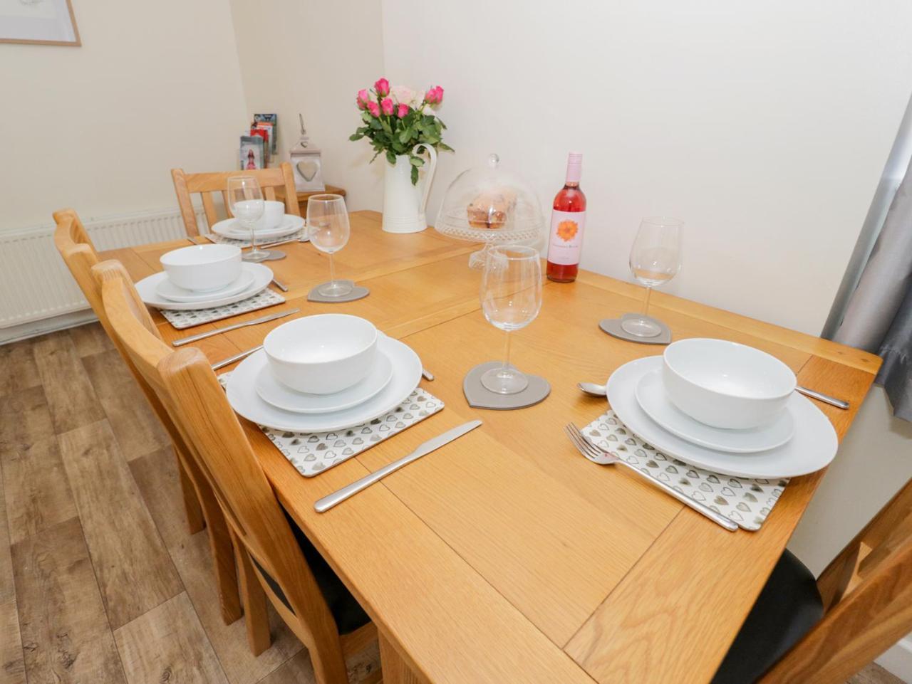 5 Ceirnioge Cottages 베투스 이 코이드 외부 사진