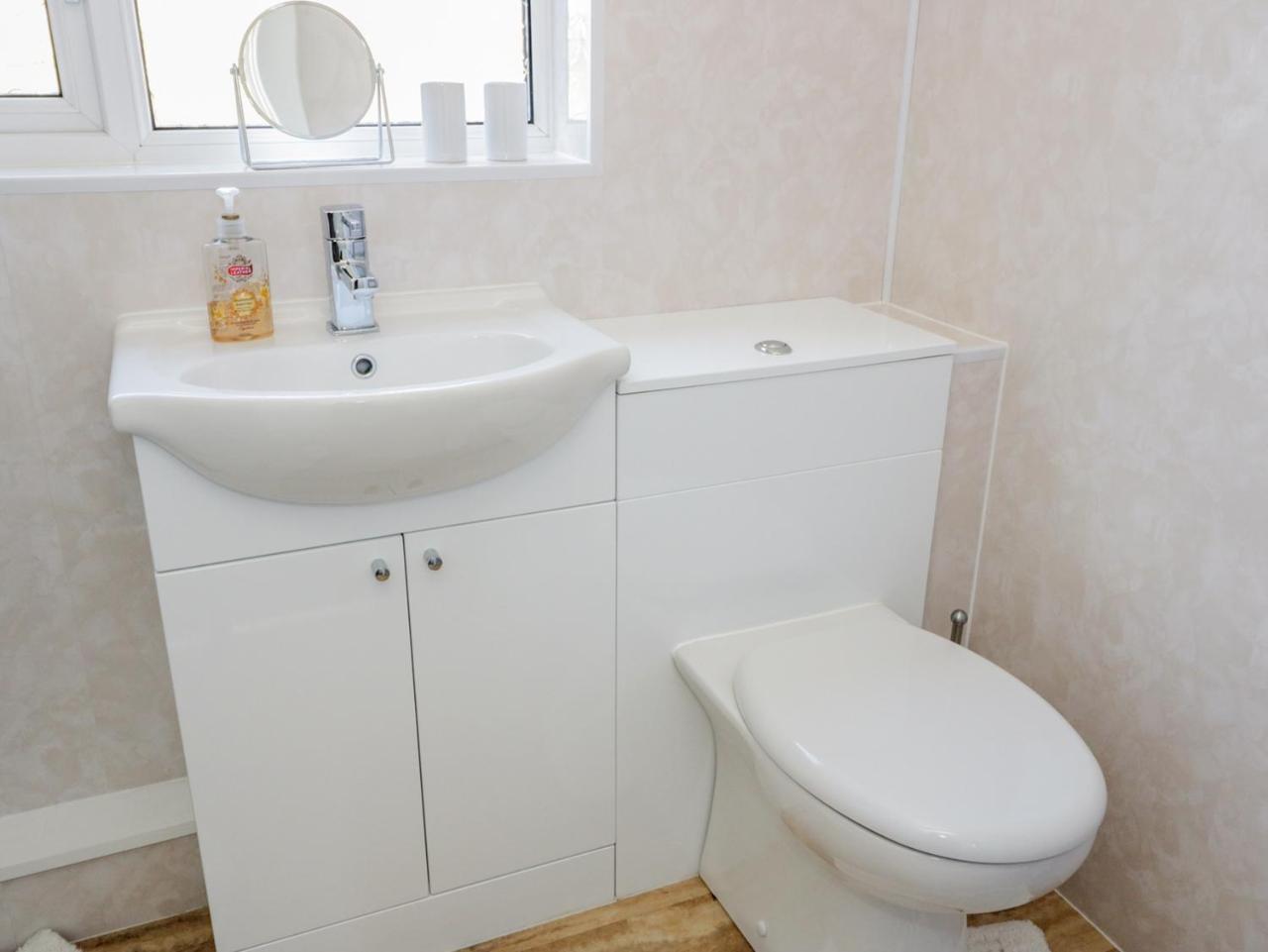 5 Ceirnioge Cottages 베투스 이 코이드 외부 사진